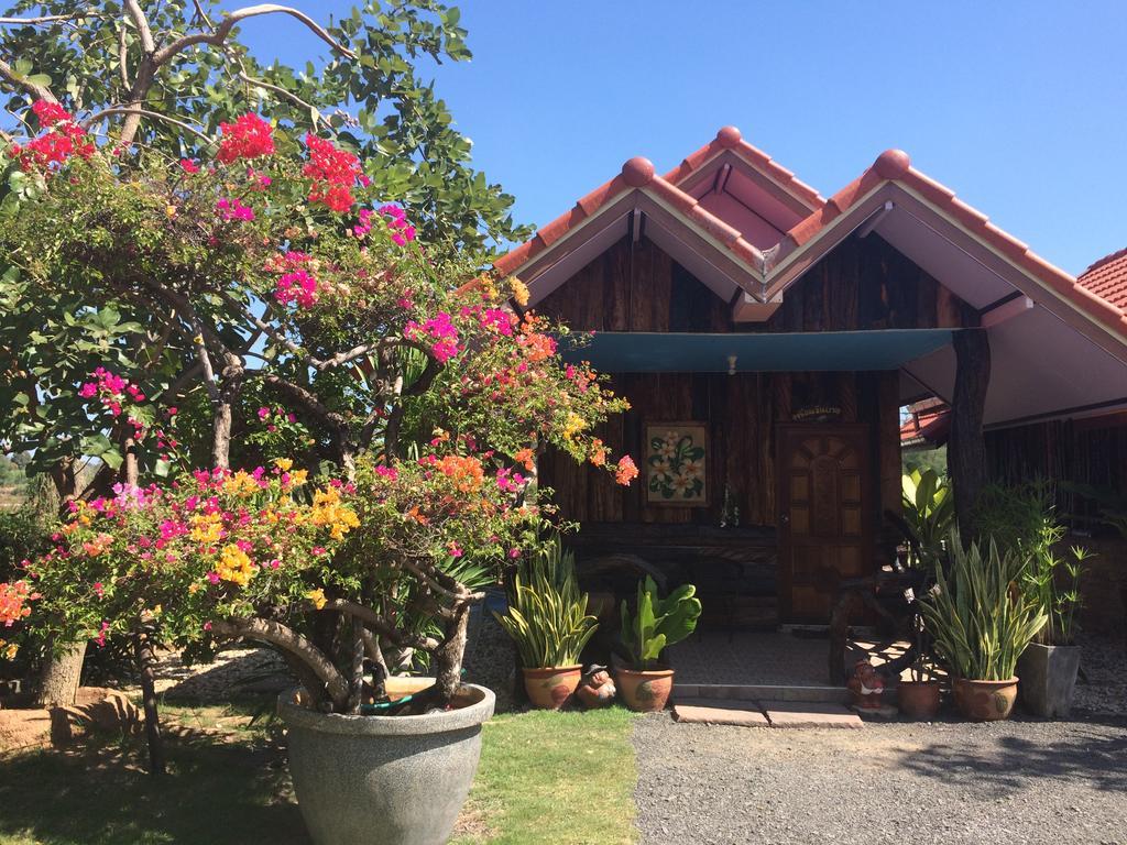 Ban Ta Phraya Busby Resort מראה חיצוני תמונה